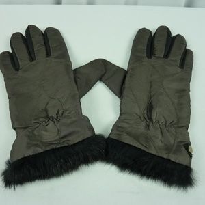 Weatherproof Women’s Gloves Felt Lined Fur Wrists